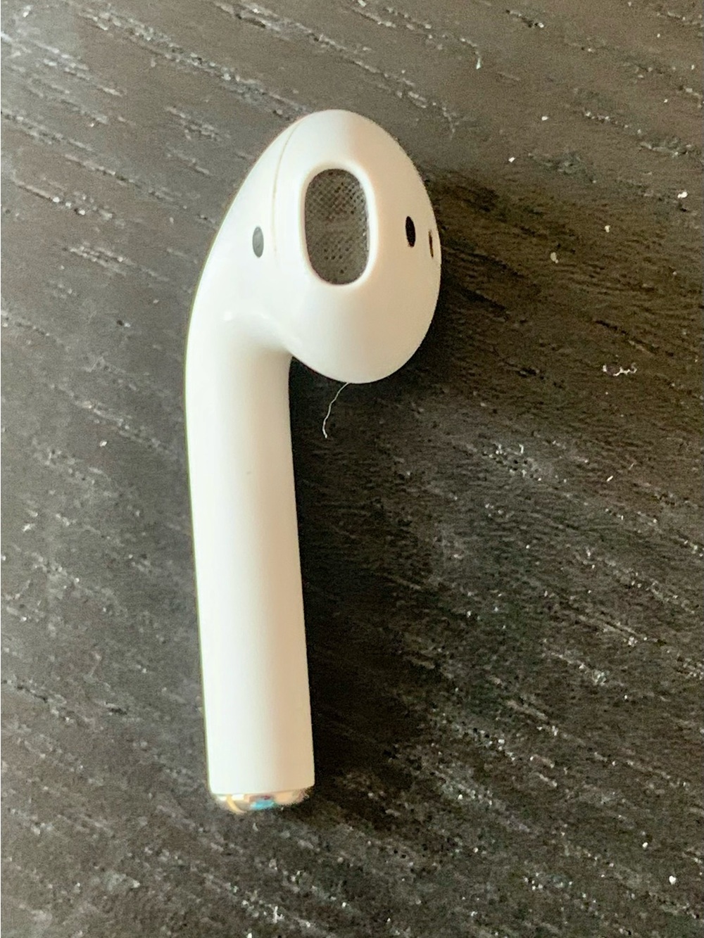 Apple AirPods 2nd Generation A2032 Right Earbud ONLY